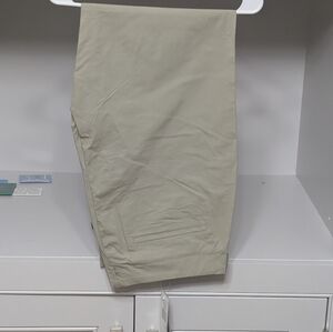 NWT 🎯🏆⭐💥Kenneth Cole Bamboo Green Straight-Leg Pants32x32